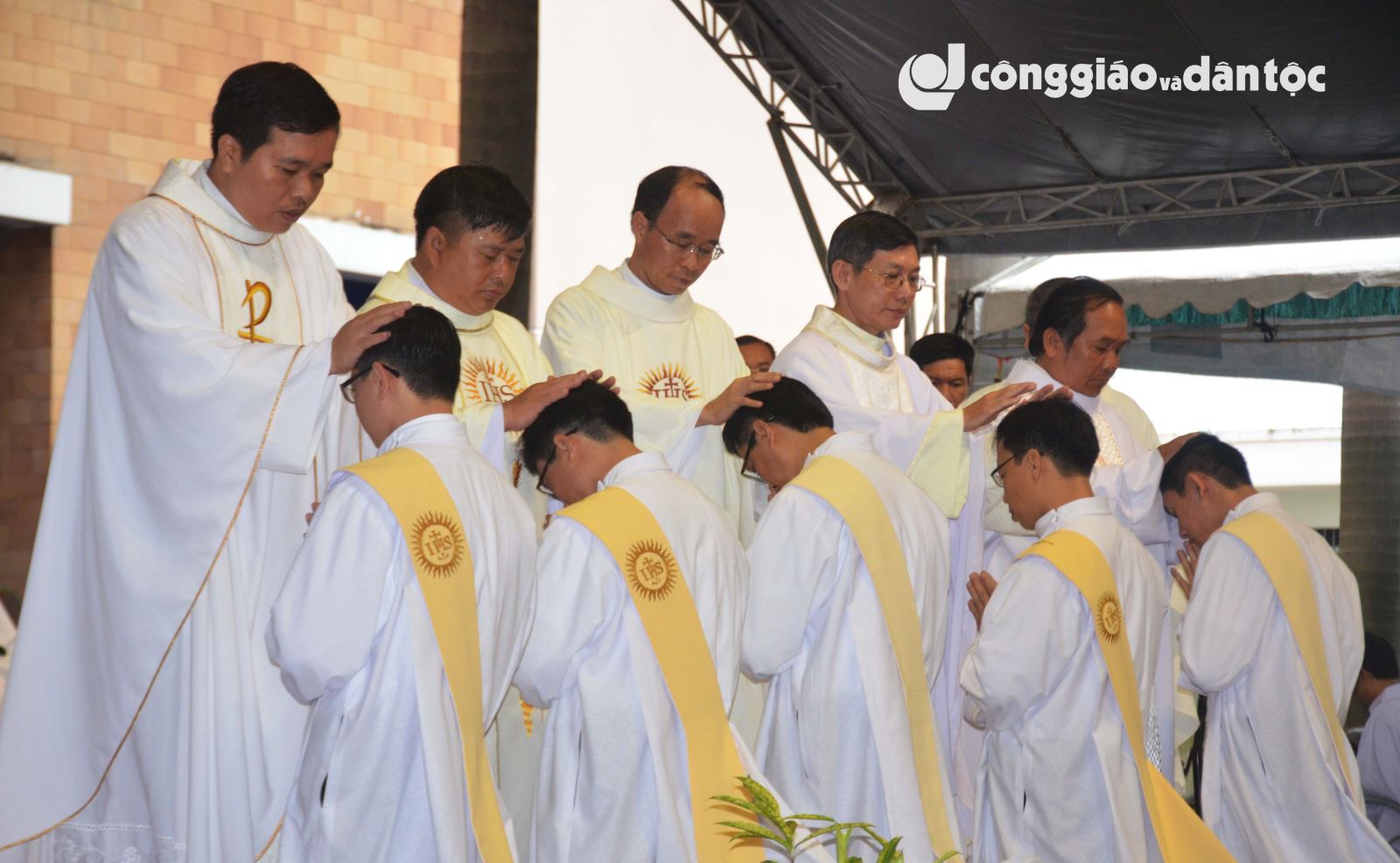 5 tan linh muc dong Ten