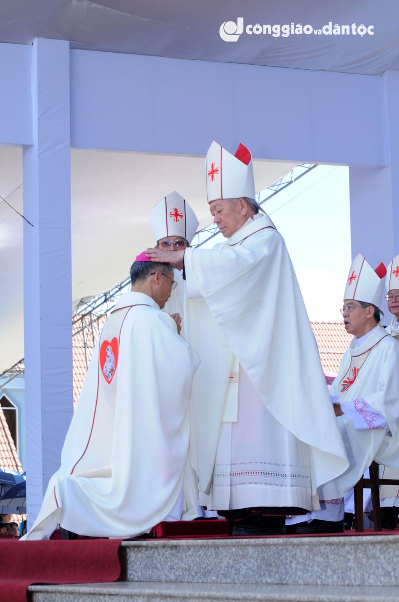 Phong Giám mục Nguyễn Văn Mạnh