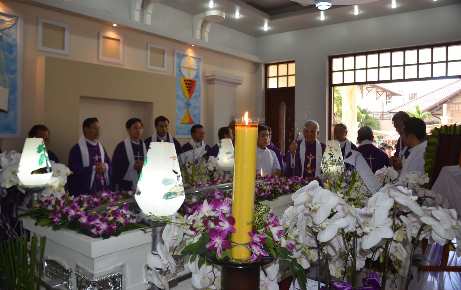 Thanh le cau nguyen cho Giám mục Thong sang 2-3-2017