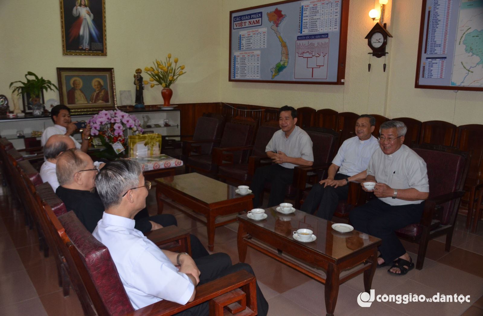 Giam muc Nguyen Van Manh