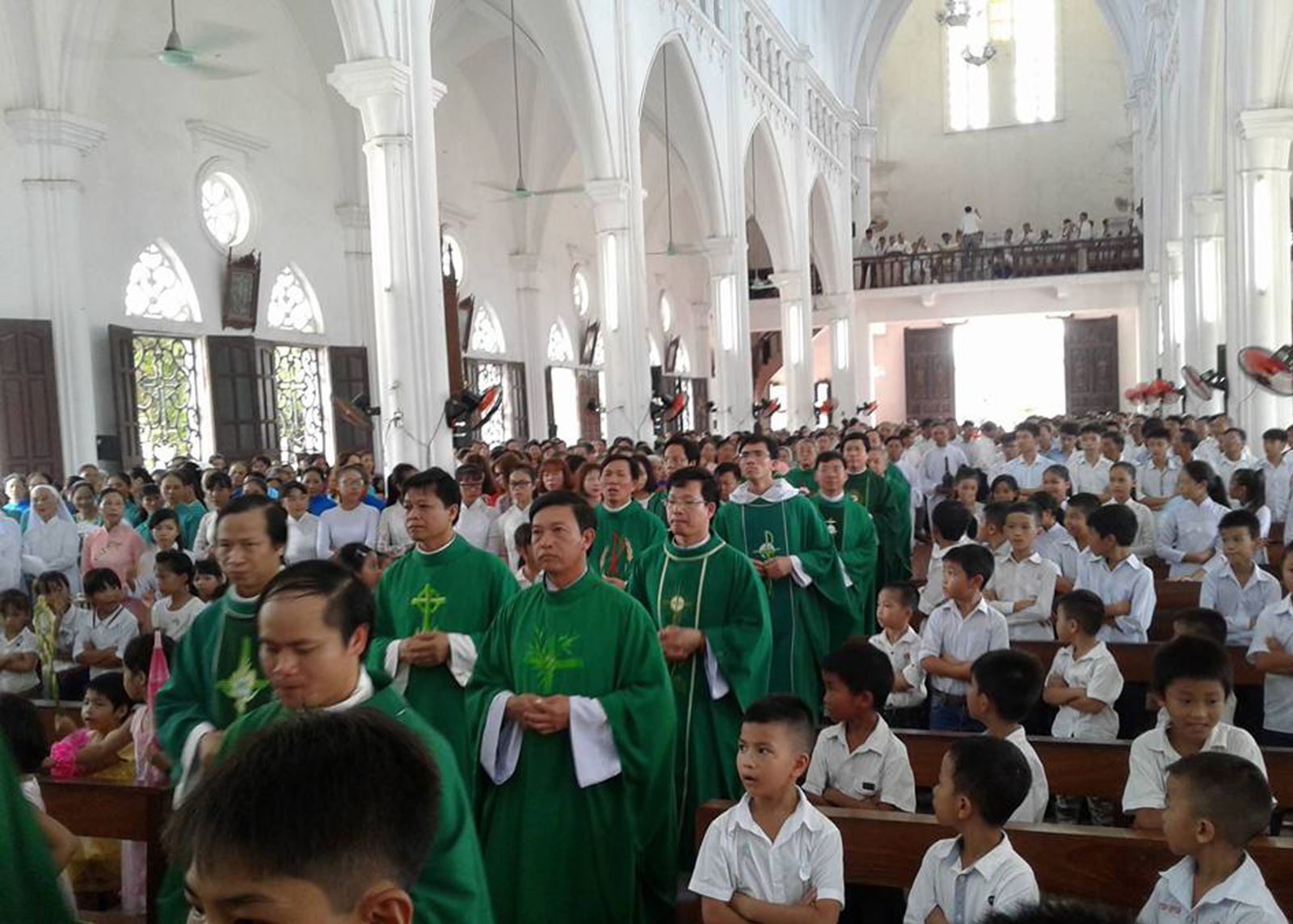 Gx Hong Quang chau luot nam 2017