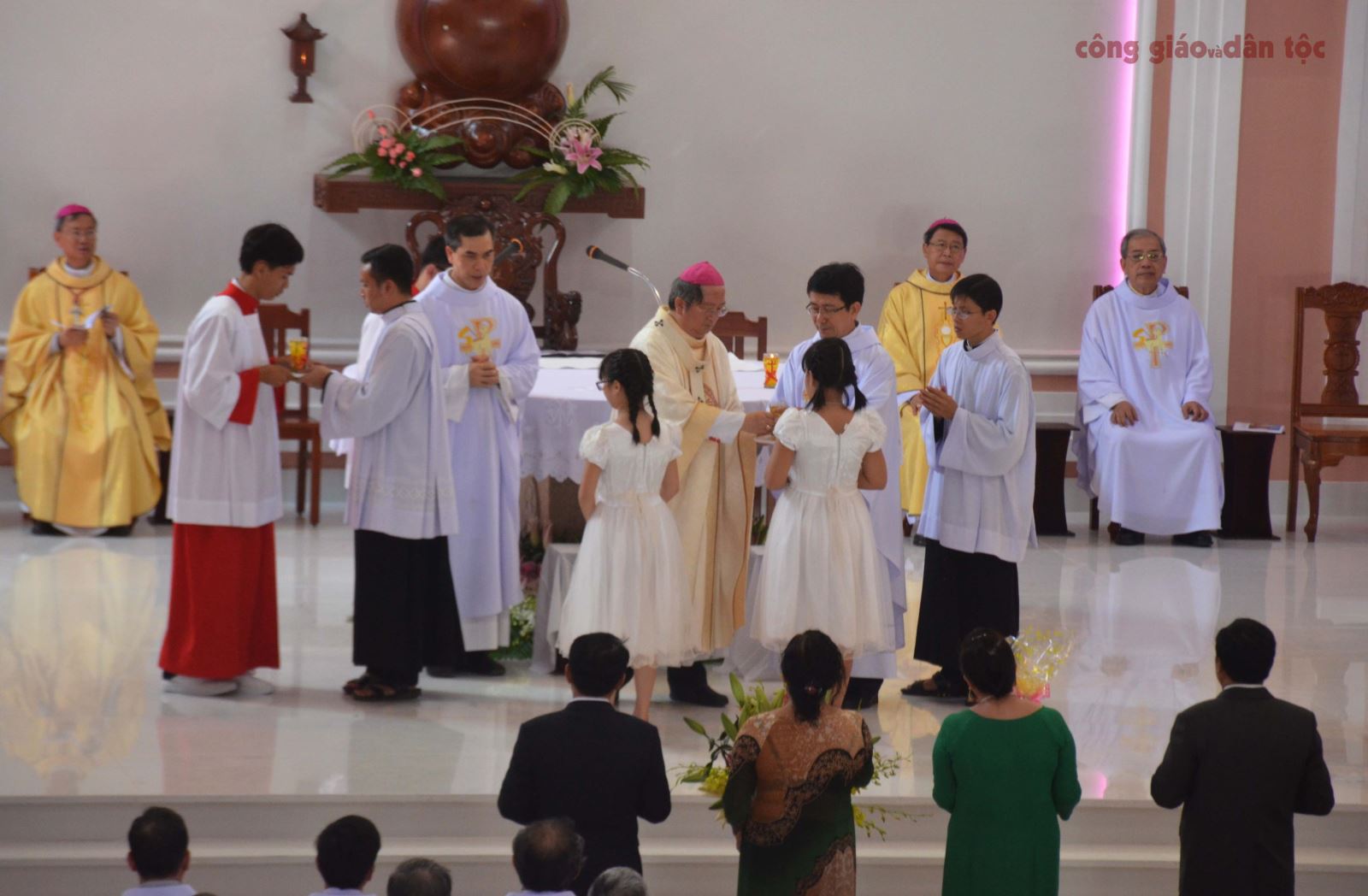 23-Khanh thanh nha tho Fatima Binh Trieu
