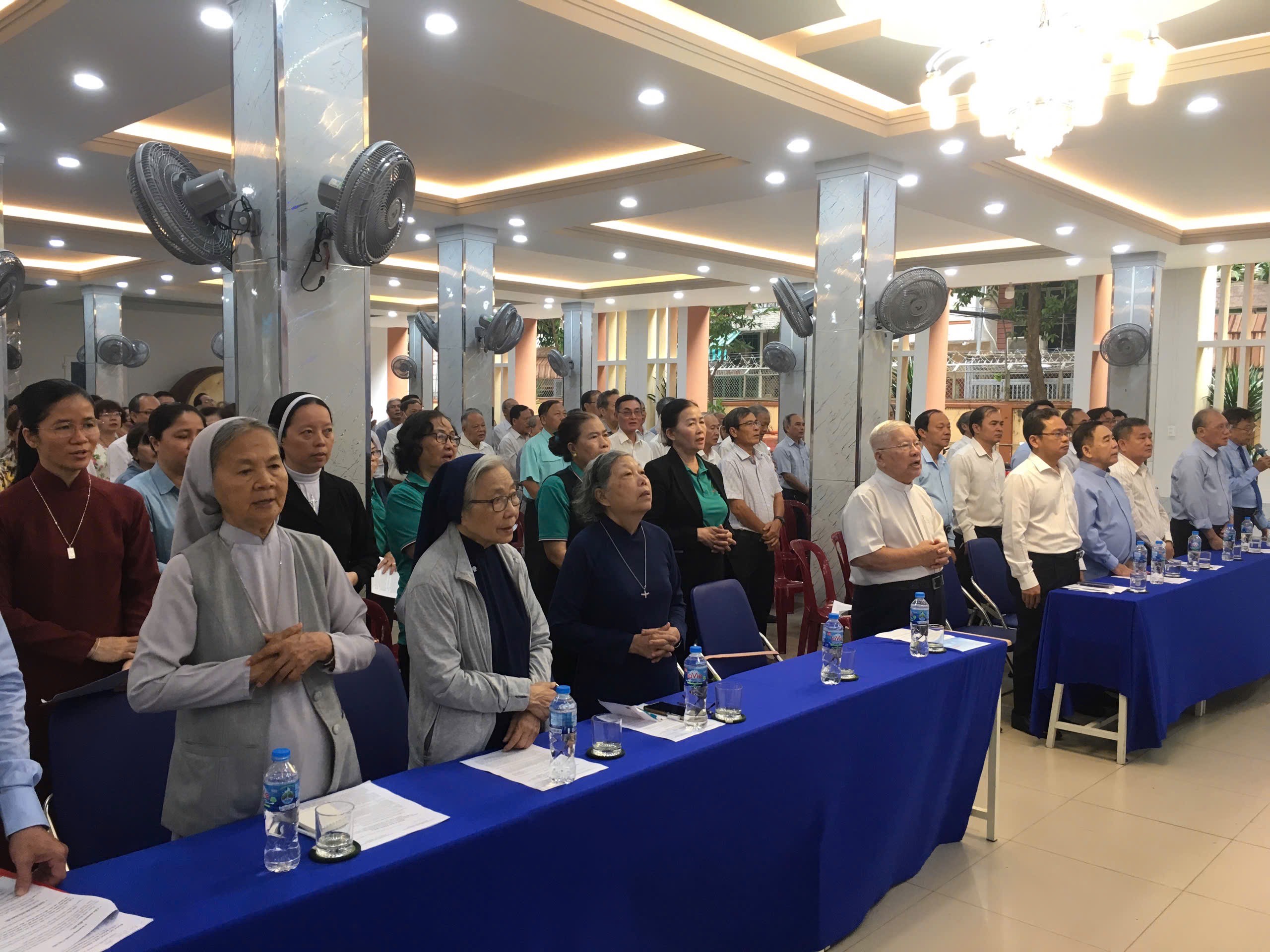 Chung tay xây dựng cuộc sống tốt đời, đẹp đạo