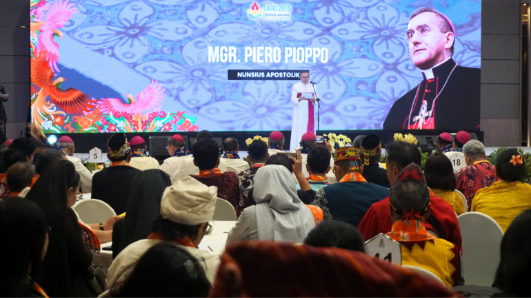 Piero Pioppo_Tín hữu Indonesia là chứng tá cho Giáo hội châu Âu.png (580 KB)