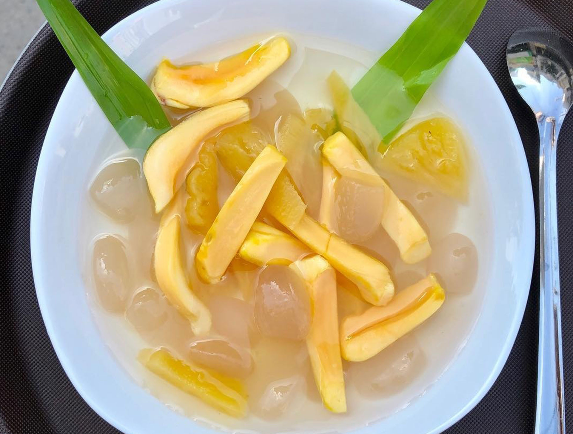 Bình dị chén chè mít đác