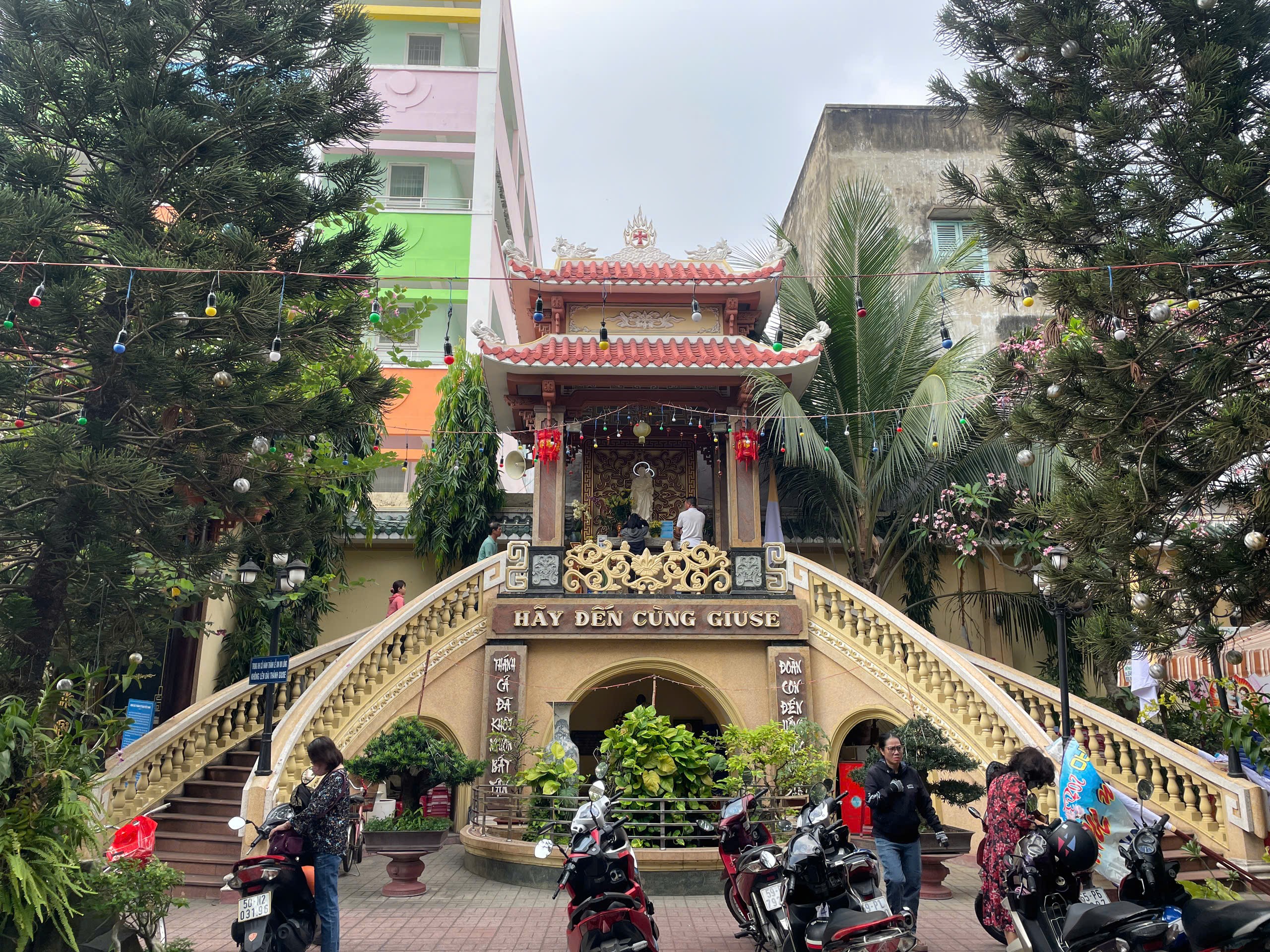 Yêu mến Thánh Cả