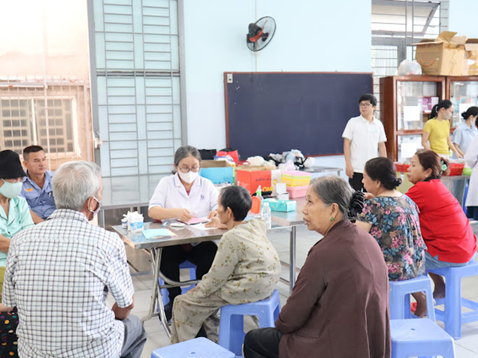 Đón mừng Phục Sinh với người bệnh nghèo